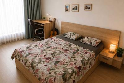 Apartament cu 3 camere decomandat în Runcu