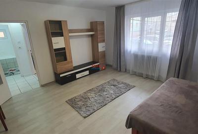 Apartament cu 2 camere semidecomandat în Cetate - 2