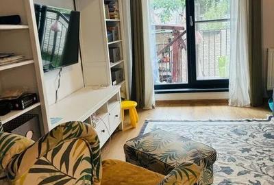 Apartament cu 3 camere decomandat în 1 Mai