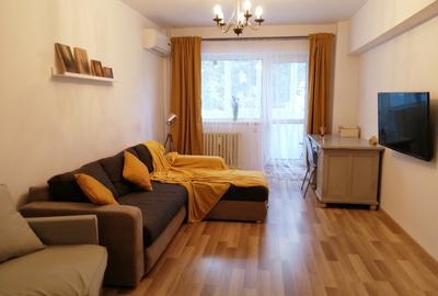 Apartament cu 2 camere semidecomandat în Banu Manta