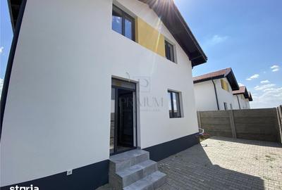 Casă cu 4 camere cu Teren 300 Mp în Giroc