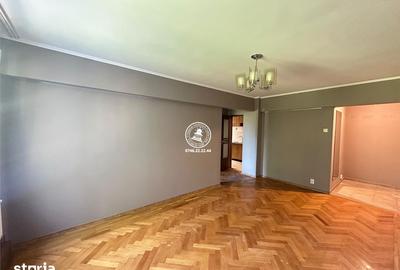 Apartament cu 3 camere semidecomandat în Ultracentral