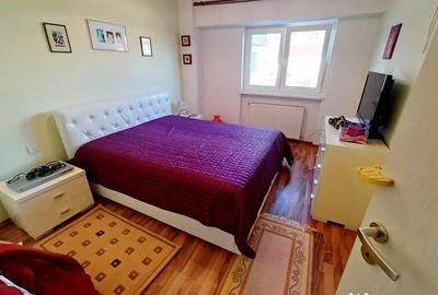 Apartament cu 3 camere decomandat în Central - 2