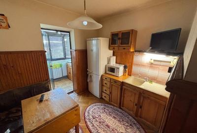 Apartament cu 3 camere decomandat în Alfa