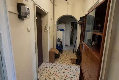 Apartament cu 2 camere decomandat în Bucureștii Noi