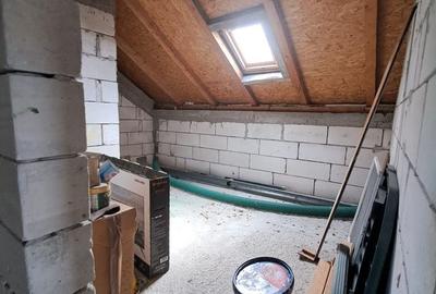 Casă cu 4 camere în Rădești - 1