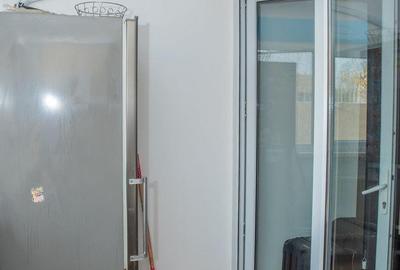 Apartament cu 3 camere în Apărătorii Patriei - 2