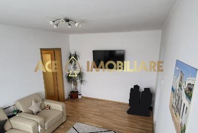 Apartament cu 3 camere semidecomandat, mobilat în Iancului - 2