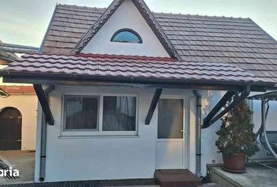 Casă cu 4 camere cu Teren 1350 Mp în Răhău