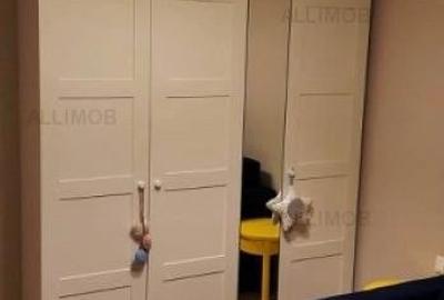 Apartament cu 3 camere decomandat în Ultracentral