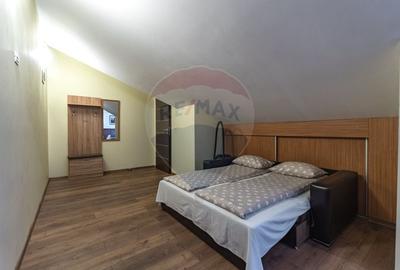 Casă individuală cu 12 camere cu Teren 330 Mp în Brașovul Vechi - 22