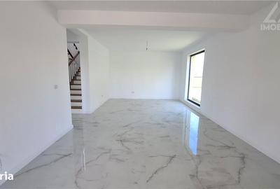 Casă cu 4 camere în Uricani - 3