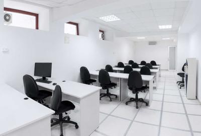 Spațiu comercial, de 300 mp, în Central - 6