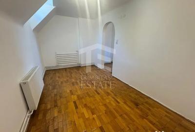 Spațiu comercial, de 50 mp, în Central