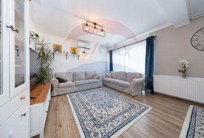 Apartament cu 3 camere semidecomandat, mobilat în Tractorul - 3
