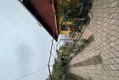 Casă cu 5 camere cu Teren 450 Mp în Central