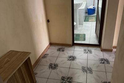 Apartament cu 2 camere în Micro 13 - 1