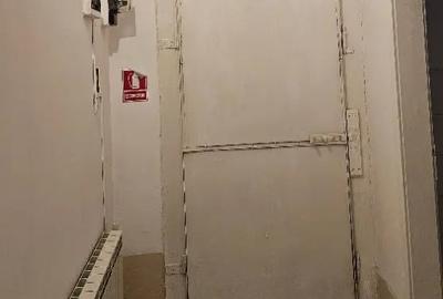 Spațiu comercial, de 70 mp, în Central - 6