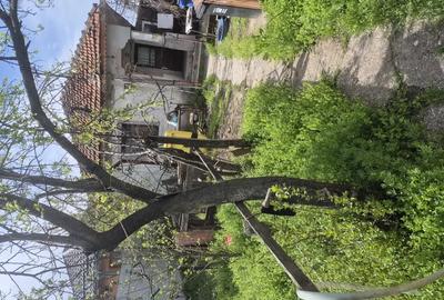 Casă cu Teren 372 Mp în Romanești - 5