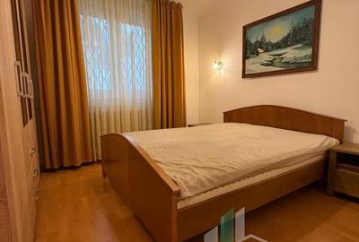 Apartament cu 2 camere semidecomandat, mobilat în Plopilor