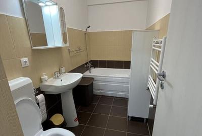 Apartament cu 2 camere decomandat în Metalurgiei