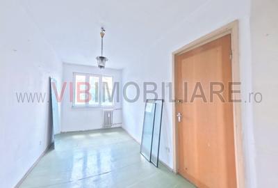 Apartament cu 3 camere semidecomandat în Militari - 1