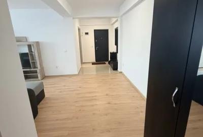 Apartament cu 3 camere semidecomandat în Central - 3