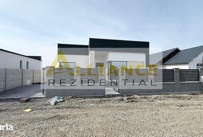 Casă cu 4 camere cu Teren 371 Mp în Berceni