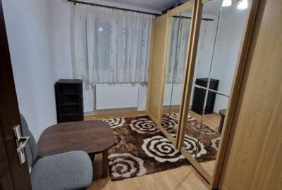 Apartament cu 4 camere decomandat în Central - 3
