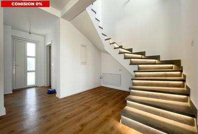 Duplex cu 5 camere cu Canalizare în Moșnița Nouă