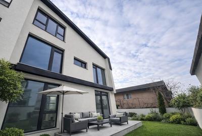 Duplex cu 5 camere cu Canalizare în Central - 3