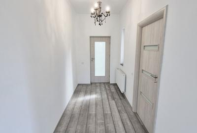 Casă cu 4 camere cu Teren 400 Mp în Balotești