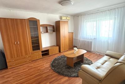 Garsonieră decomandată în Decebal - 2