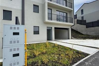 Duplex cu 4 camere cu Canalizare în Chinteni - 9