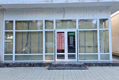 Spațiu comercial, de 108 mp, în Decebal