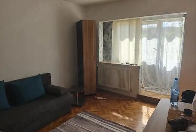 Garsonieră decomandată în Bucovina