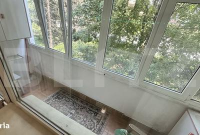 Apartament cu 3 camere decomandat în Deve