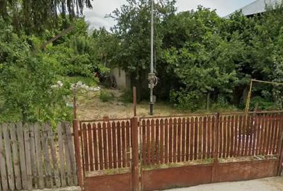 Casă cu 3 camere cu Teren 800 Mp în Pleașa