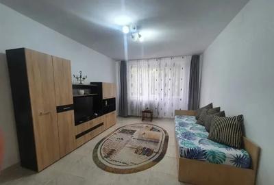 Apartament cu 2 camere decomandat în Drumul Taberei