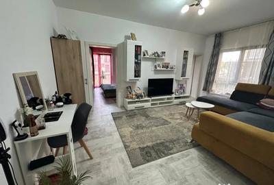 Apartament cu 2 camere semidecomandat în Central