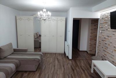 Apartament cu 2 camere decomandat în Central - 1