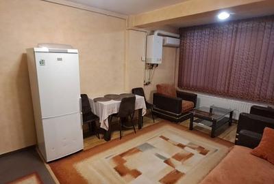 Garsonieră decomandată în Central - 2