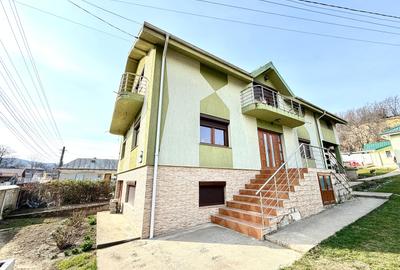 Casă individuală cu 5 camere cu Teren 700 Mp în Sascut - 2