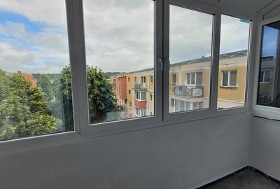 Apartament cu 2 camere decomandat în Turda - 1