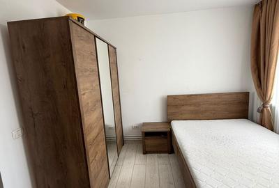 Apartament cu 3 camere semidecomandat în Iosefin