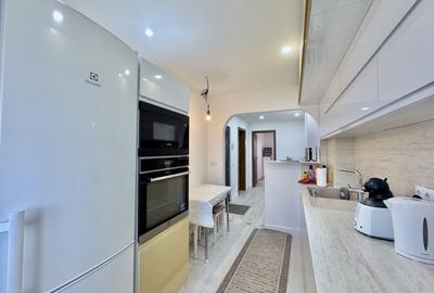 Apartament cu 4 camere decomandat, mobilat în Valea Aurie - 3