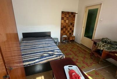 Garsonieră decomandată în Berca