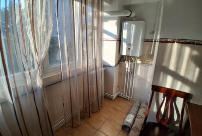 Apartament cu 3 camere decomandat în Centru Civic - 2