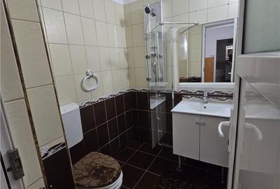 Apartament cu 3 camere, mobilat în Florilor - 6