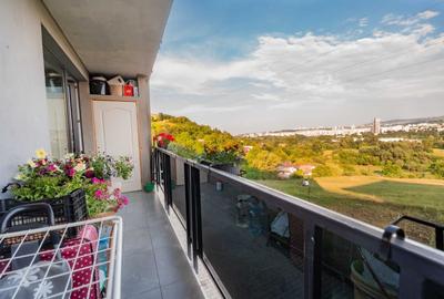 Apartament cu 2 camere decomandat în Florești